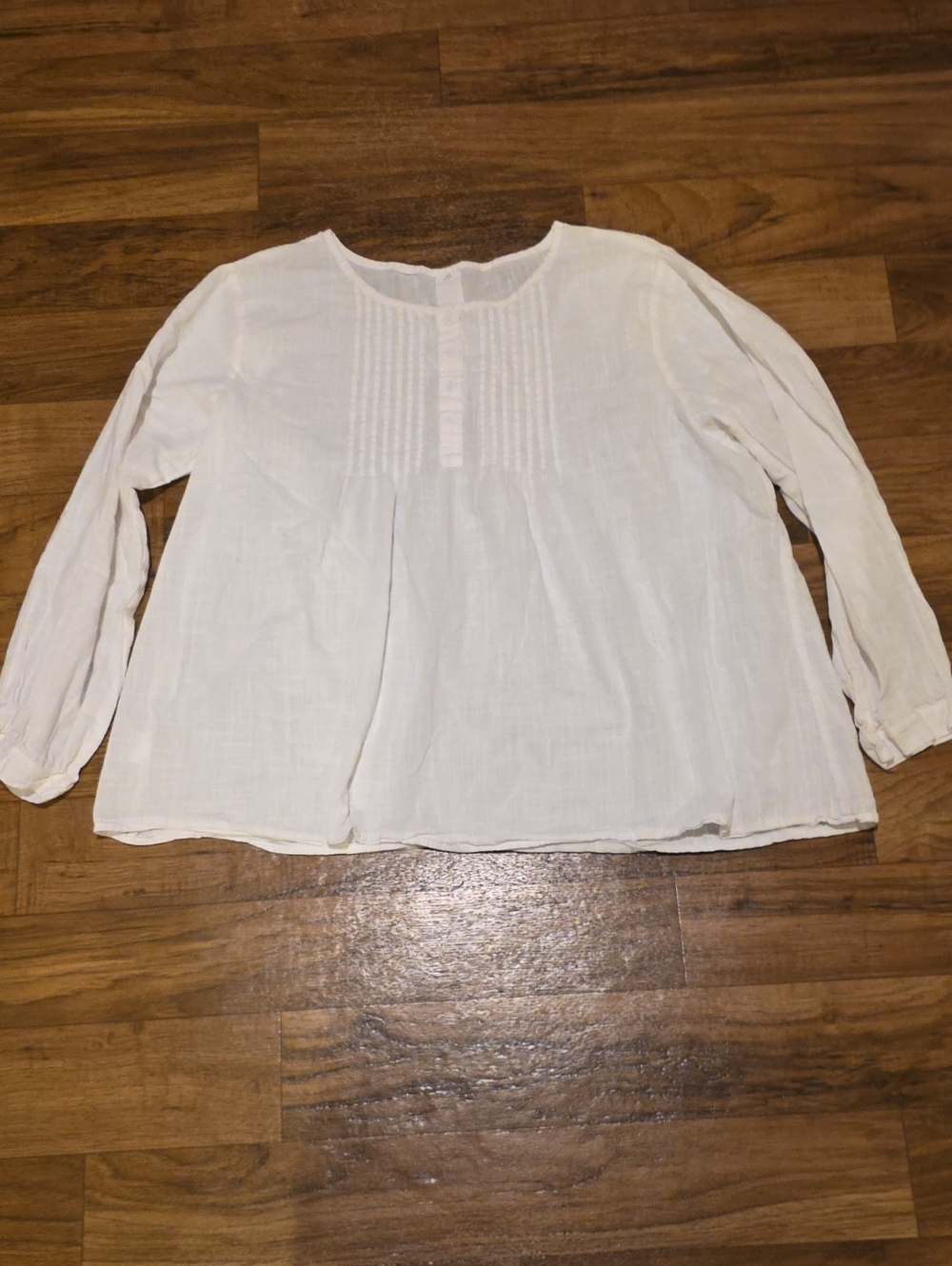 Women's White Pintuck Peasant Blouse